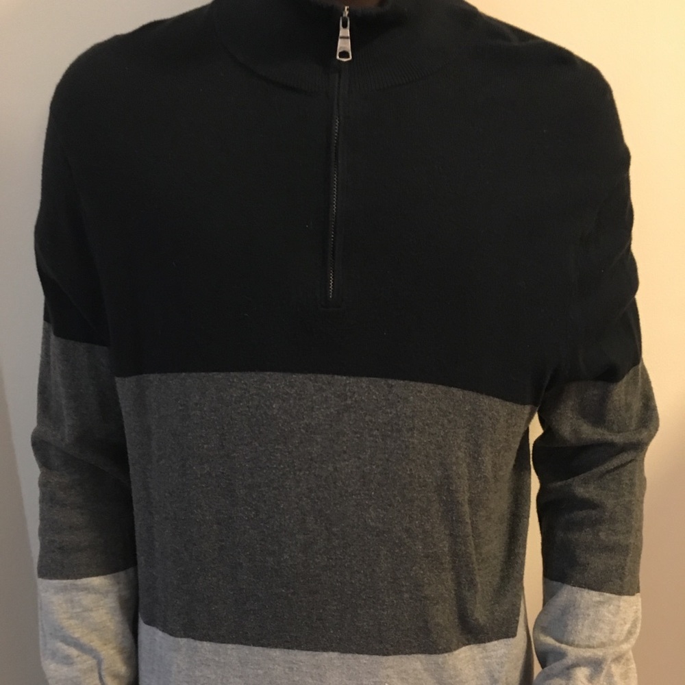 Men’s Banana Republic Sweater Large